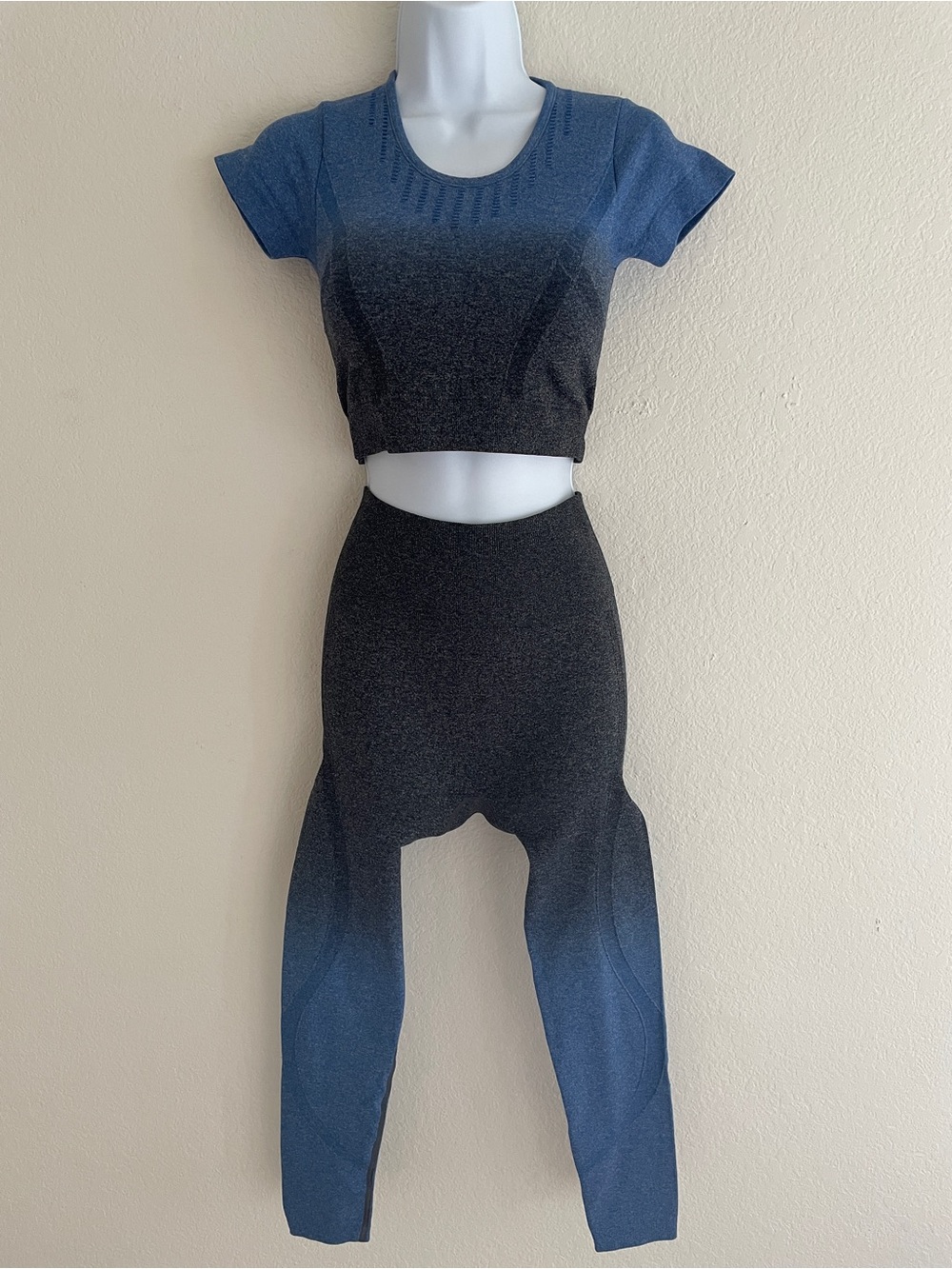 Ombre Padded Short Sleeve Crop Top & Legging Set - Blue/Black